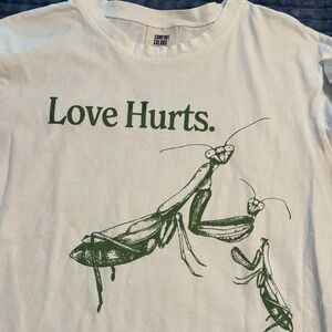 Comfort Colors White Tee with Green "Love Hurts" Praying Mantis Graphic